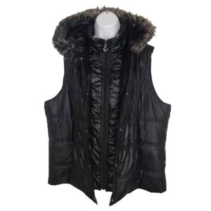 NWOT Ariat, Women's Black Puffer Jacket , Vest , Faux Fur Trimmed Hood SZ Xl.